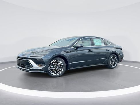 New 2026 Hyundai Sonata SEL FWD image 1