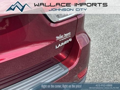 Used 2017 Jeep Grand Cherokee Laredo w/ Quick Order Package 23E AWD/4WD image 11
