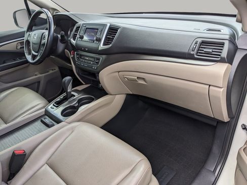 Used 2018 Honda Ridgeline RTL image 12