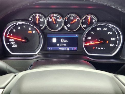 Certified 2021 Chevrolet Silverado 1500 LTZ AWD/4WD image 19