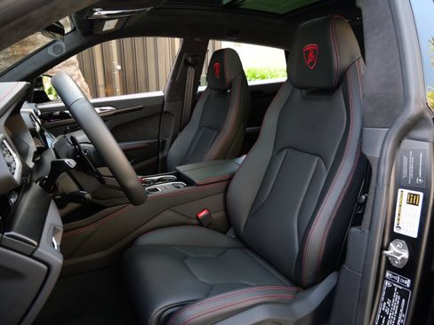 Used 2024 Lamborghini Urus S AWD/4WD image 18