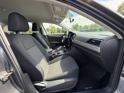 Used 2019 Volkswagen Jetta S w/ Driver Assistance Package FWD image 15