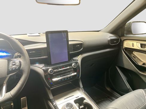 Used 2024 Ford Explorer ST w/ Equipment Group 401A image 24