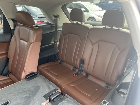 Used 2018 Audi Q7 3.0T Premium Plus AWD/4WD image 17