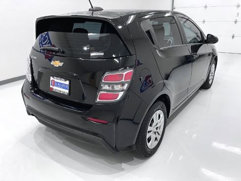 Used 2020 Chevrolet Sonic LT image 9