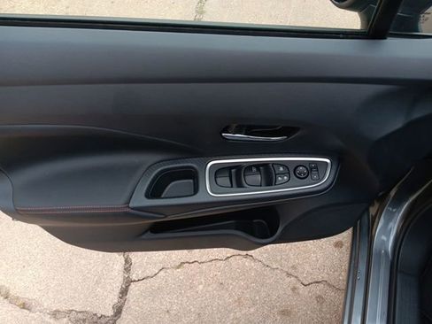 New 2025 Nissan Versa SR w/ Trunk Package image 28