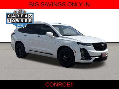 Used 2024 Cadillac XT6 Luxury FWD image 3