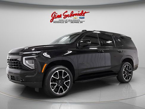 Used 2025 Chevrolet Tahoe RST w/ Comfort Package AWD/4WD image 3