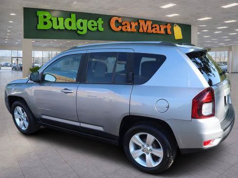 Used 2014 Jeep Compass Latitude FWD image 5