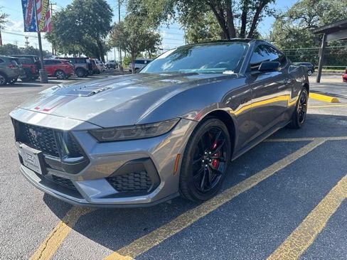 Used 2026 Ford Mustang GT Premium RWD image 7