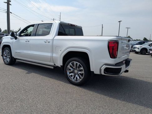 Used 2022 GMC Sierra 1500 Denali w/ Denali Reserve Package AWD/4WD image 6