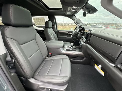 New 2026 Chevrolet Silverado 1500 LTZ w/ LTZ Premium Package AWD/4WD image 25