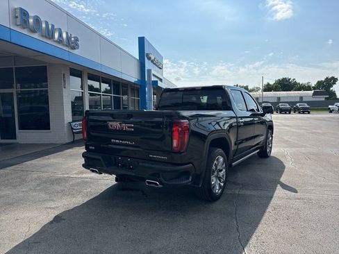 Used 2025 GMC Sierra 1500 Denali w/ Denali Reserve Package AWD/4WD image 4