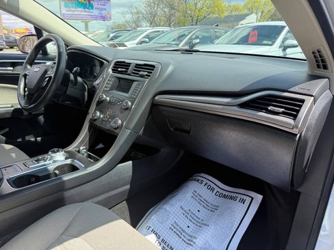 Used 2019 Ford Fusion S FWD image 27