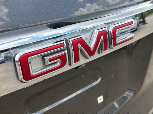 Used 2020 GMC Acadia SLE FWD image 28