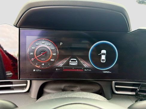 Used 2022 Hyundai Elantra Limited FWD image 36
