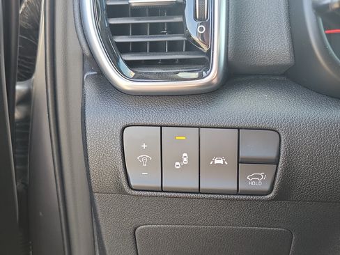 Used 2022 Kia Sportage EX FWD image 12