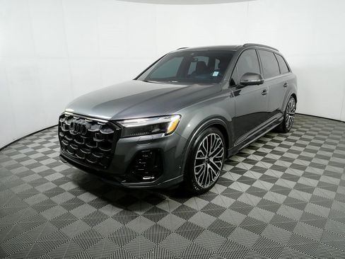 Used 2026 Audi SQ7 Prestige w/ S Sport Package image 1
