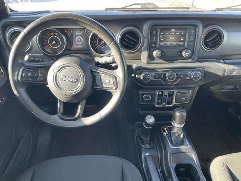 Used 2019 Jeep Wrangler Unlimited Sport S image 11