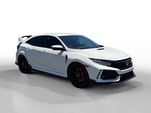 Used 2017 Honda Civic Type R image 7