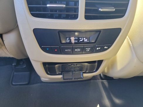 Used 2018 Acura MDX SH-AWD image 18