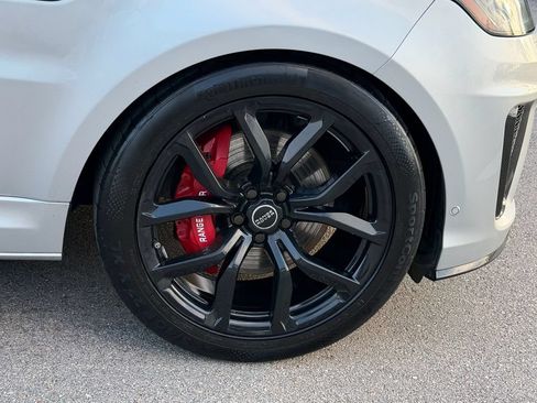 Used 2019 Land Rover Range Rover Sport SVR AWD/4WD image 9