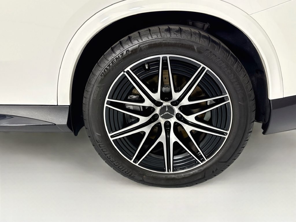 Certified 2026 Mercedes-Benz GLC 43 AMG 4MATIC image 31