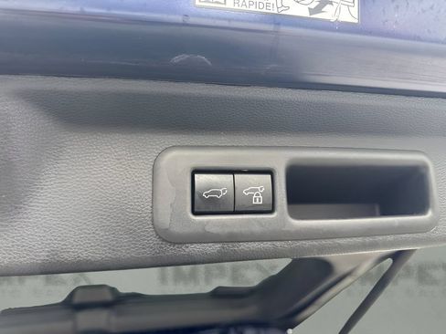 Used 2023 Toyota Sequoia Capstone AWD/4WD image 19
