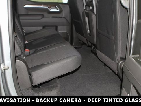 New 2025 GMC Sierra 1500 Elevation image 26