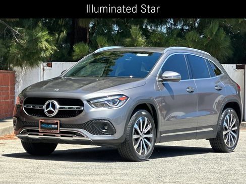 Certified 2023 Mercedes-Benz GLA 250 w/ Premium Package image 11