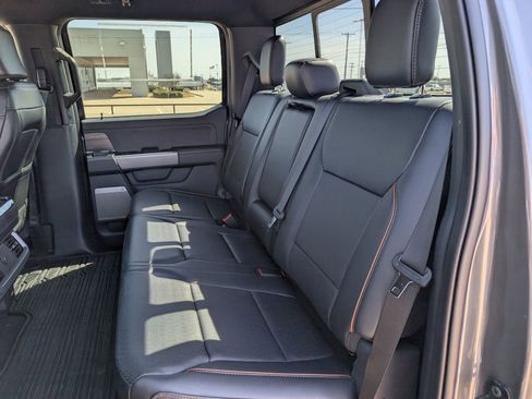 Used 2025 Ford F150 Lariat w/ Equipment Group 501A Mid image 27