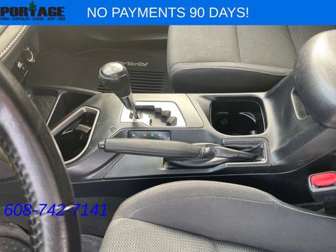 Used 2017 Toyota RAV4 XLE AWD/4WD image 16