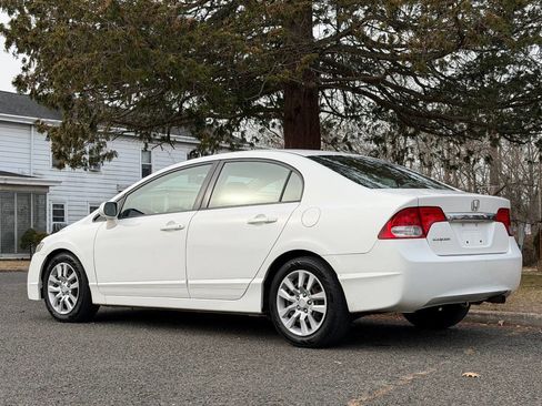 Used 2010 Honda Civic LX image 3