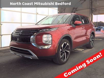 Used 2024 Mitsubishi Outlander SE