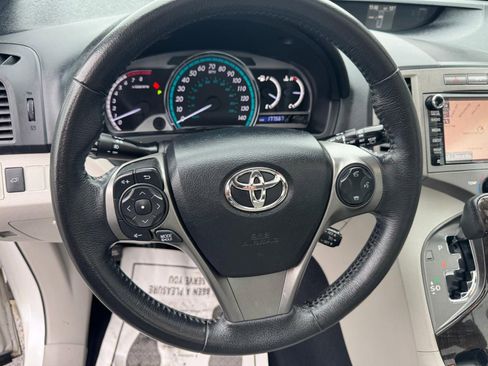 Used 2013 Toyota Venza Limited w/ Tow Prep Pkg AWD/4WD image 16