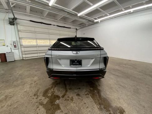 Certified 2025 Cadillac Lyriq Luxury image 5