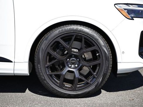 New 2026 Audi SQ7 Premium Plus image 5