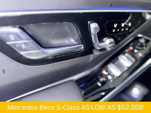 Used 2022 Mercedes-Benz S 500 4MATIC w/ AMG Line Package image 10