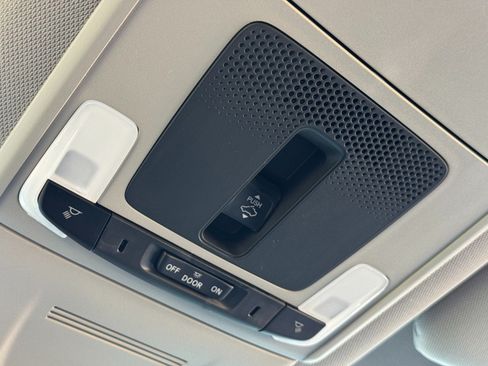 Used 2024 Honda CR-V EX image 28