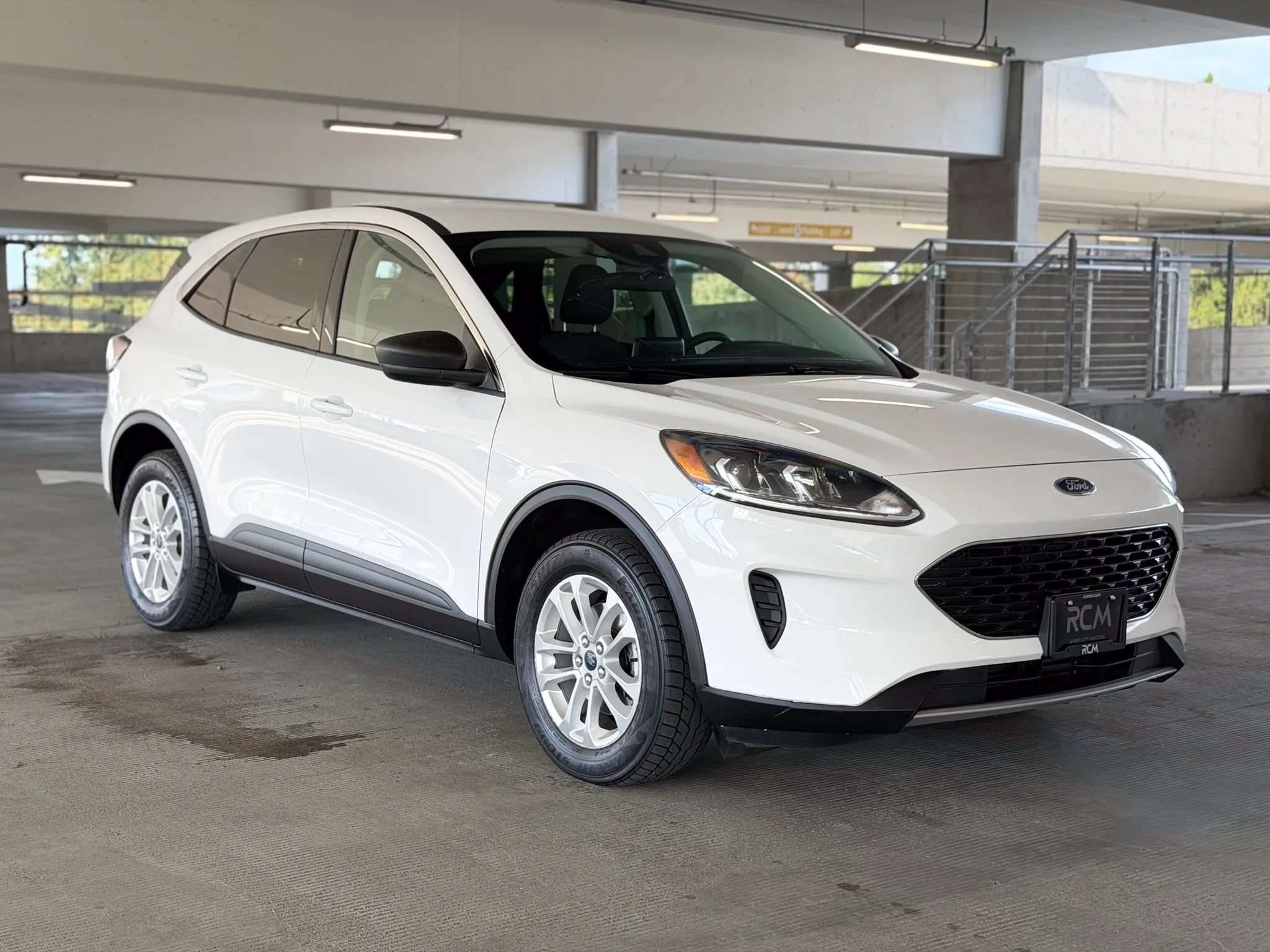 Used 2022 Ford Escape SE AWD/4WD image 3