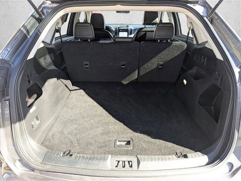 Used 2024 Ford Edge SEL image 6
