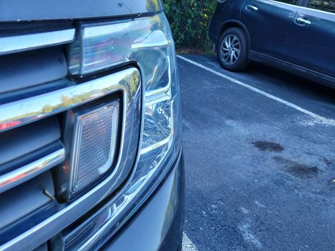Used 2020 Ford Expedition XLT w/ Equipment Group 202A RWD image 4