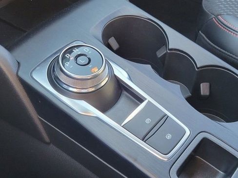 Used 2025 Ford Escape ST-Line w/ Equipment Group 301A image 23