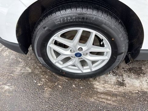 Used 2021 Ford Edge SEL w/ Convenience Package image 44