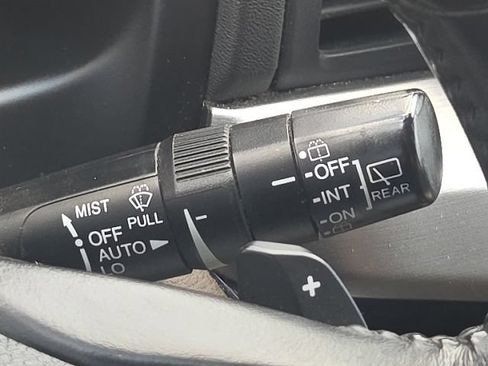 Used 2018 Honda Odyssey Elite image 45