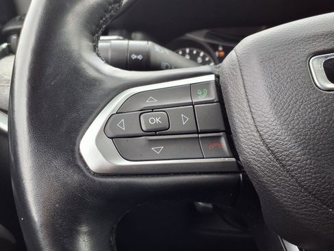 Used 2022 Jeep Compass Latitude image 14