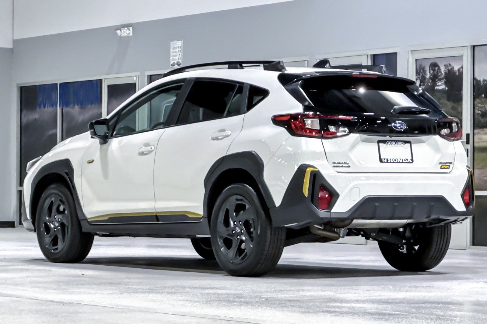 Used 2024 Subaru Crosstrek 2.5i Sport AWD/4WD image 3
