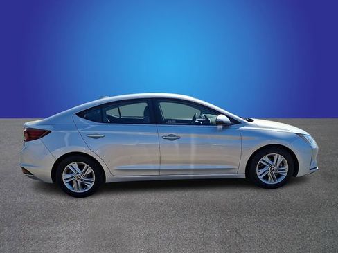Used 2019 Hyundai Elantra SEL image 3