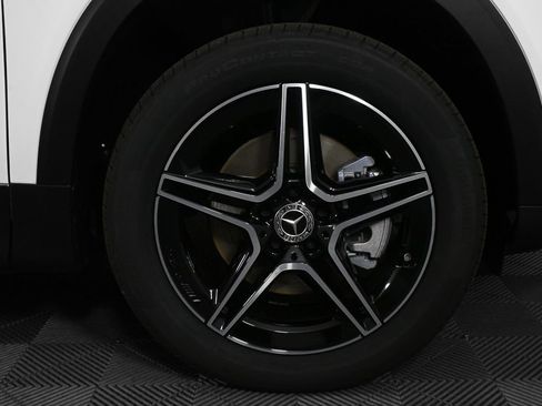 New 2026 Mercedes-Benz GLB 250 image 37