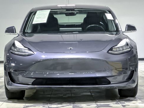 Used 2018 Tesla Model 3 Long Range image 5